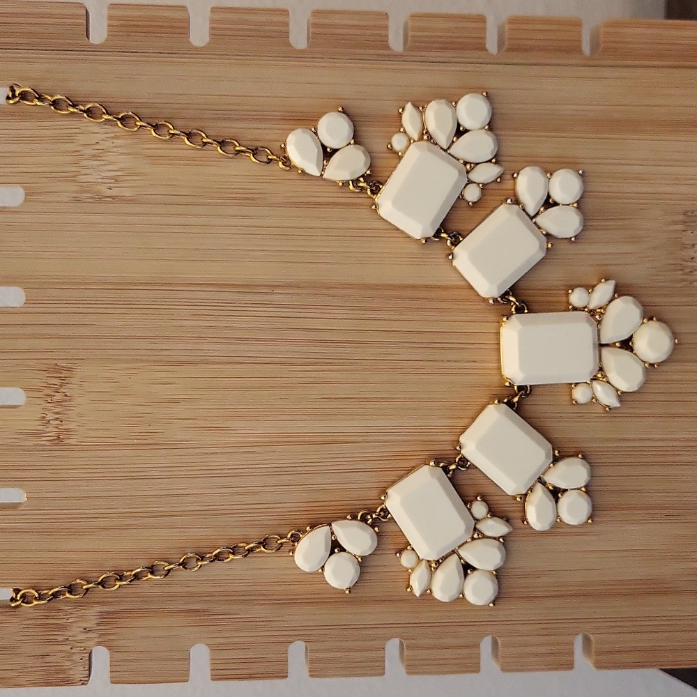 Kate Spade Daylight Jewels Statement Bib Necklace